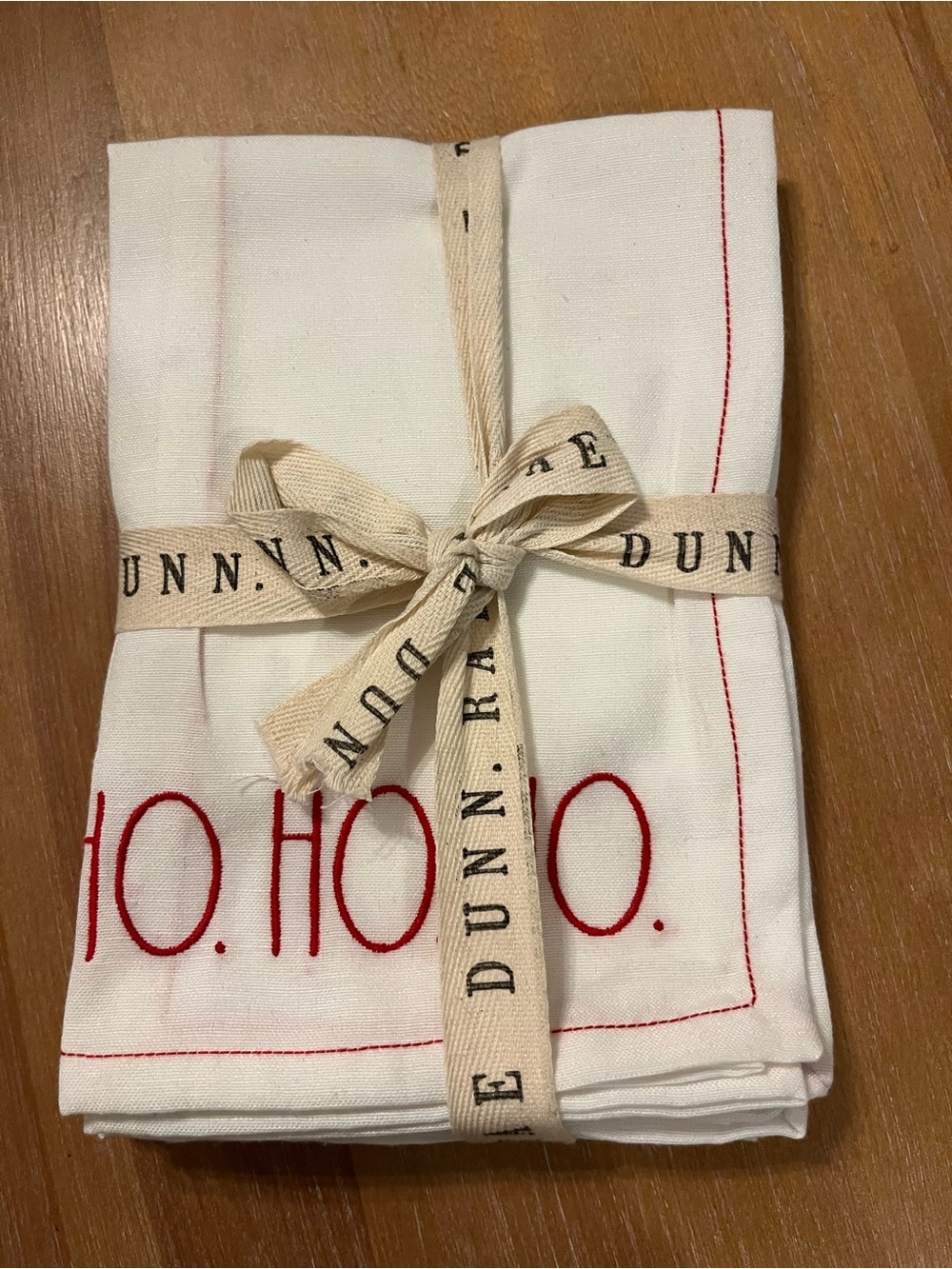 Rae Dunn Ho Ho Ho Fa La La Embroidered Cloth Napkins Set of 4 NWT Holiday